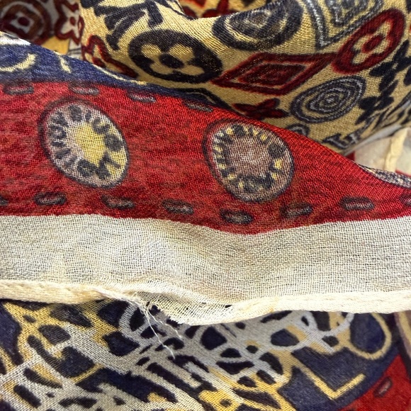 Louis Vuitton Monogram Graffiti World Map Silk Scarf 25” x 66” Box - Picture 3 of 7